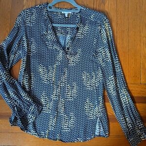 Reiss ladies blouse with bias cut buttons, silky rayon, yellow, black